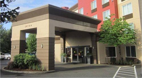 Отель Phoenix Inn Suites Wilsonville