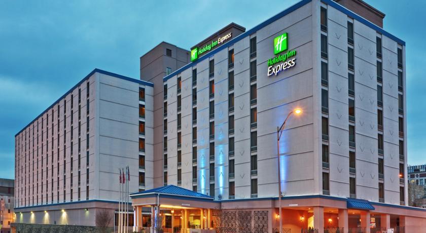 Отель Holiday Inn Express NASHVILLE-DOWNTOWN