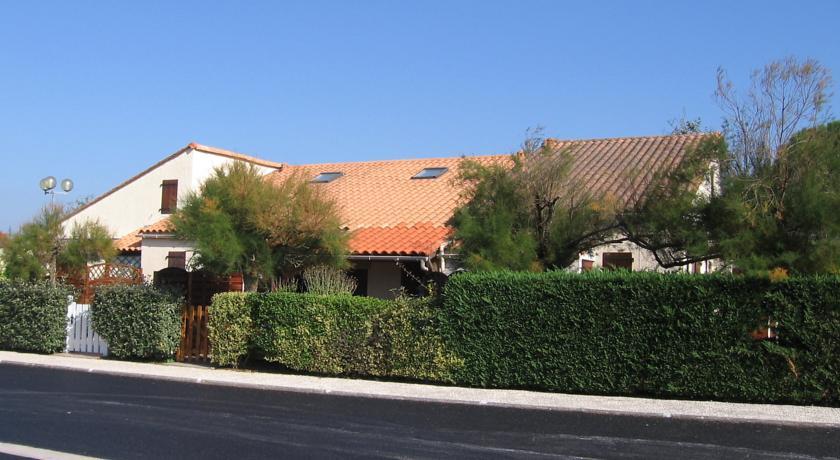Вилла Villa Les Charmilles