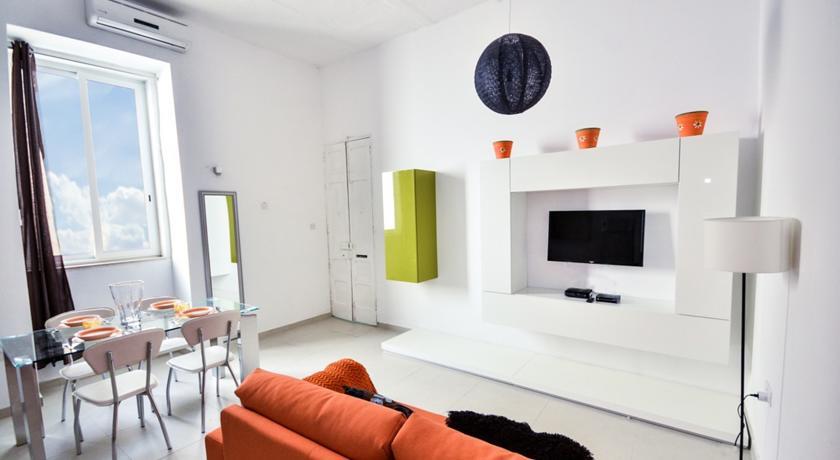 Апартаменты High End Apartment In Heart Of City