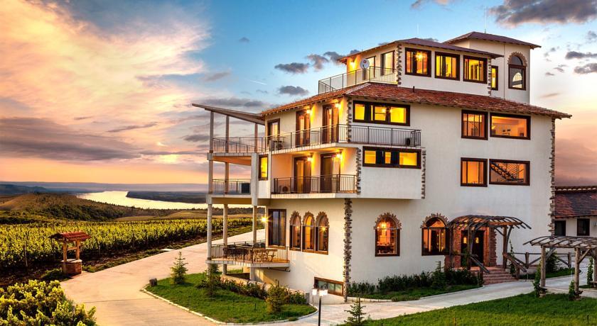Отель Seven Generations Winery Hotel
