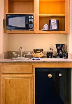 Отель SpringHill Suites Ardmore