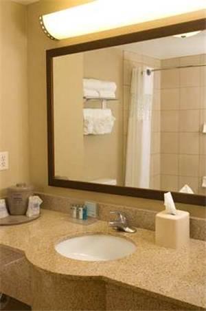 Отель Hampton Inn & Suites Boise-Downtown