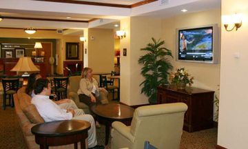 Отель Hampton Inn Athens