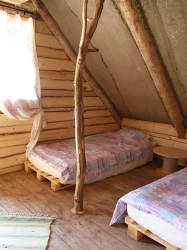 Апартаменты Kassiaru Holiday House