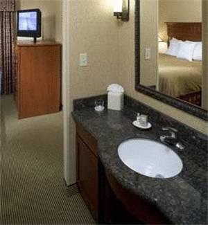 Отель Homewood Suites by Hilton Agoura Hills