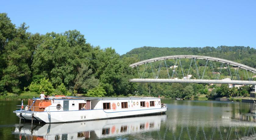 Отель Bateau Kévin
