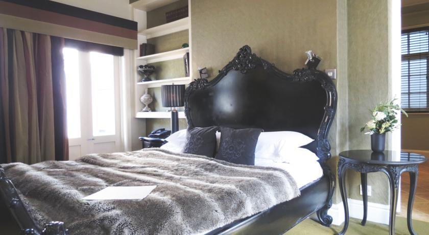 Отель The Belle Epoque