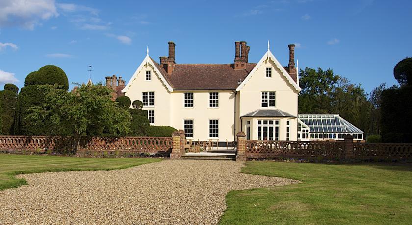 Отель The Oaksmere Hotel