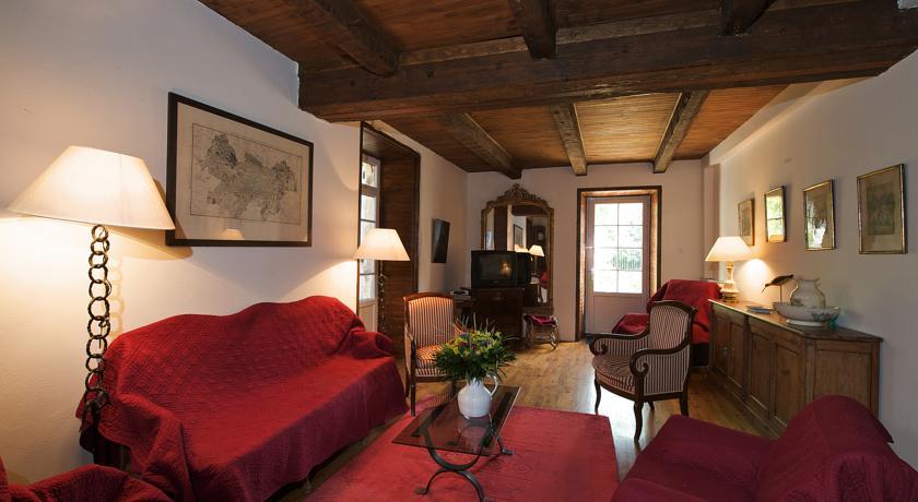 Апартаменты Holiday home Prieuré du Luc