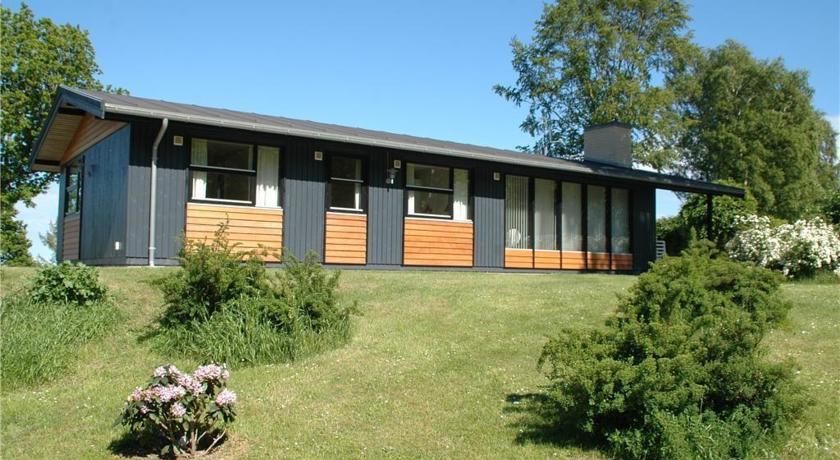 Апартаменты Holiday home Skoven 12
