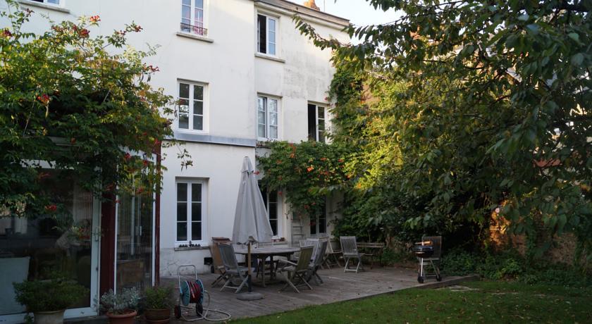 Мини-отель Maison gare de Rouen B&B