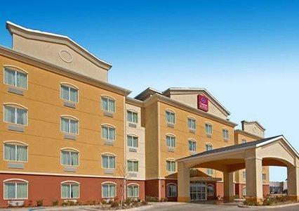 Отель Comfort Suites University