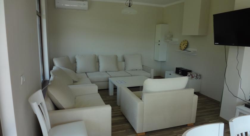 Апартаменты Shy House 1