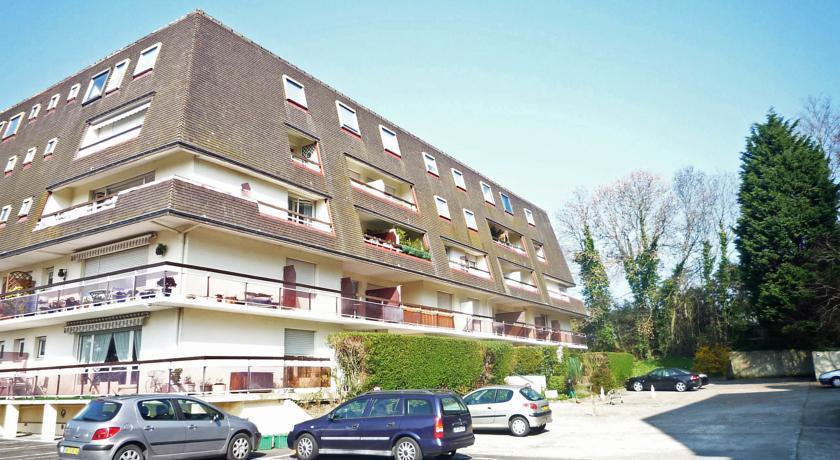 Апартаменты Apartment Les Flots Bleus