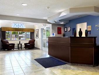 Отель Microtel Inn And Suites Bath
