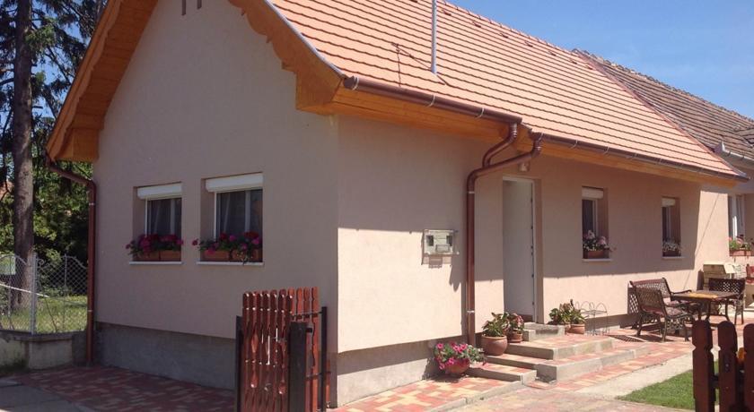 Апартаменты Apartment Balatonbereny 2