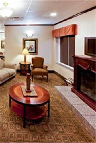 Отель Hawthorn Suites by Wyndham Augusta