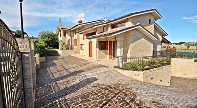 Апартаменты Holiday home Sorriso Residenza per Anziani