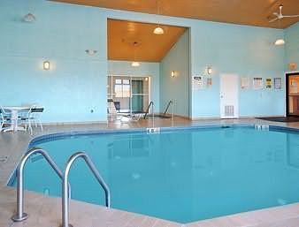 Отель Comfort Inn And Suites