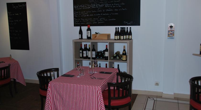 Отель Le Petit Bistrot
