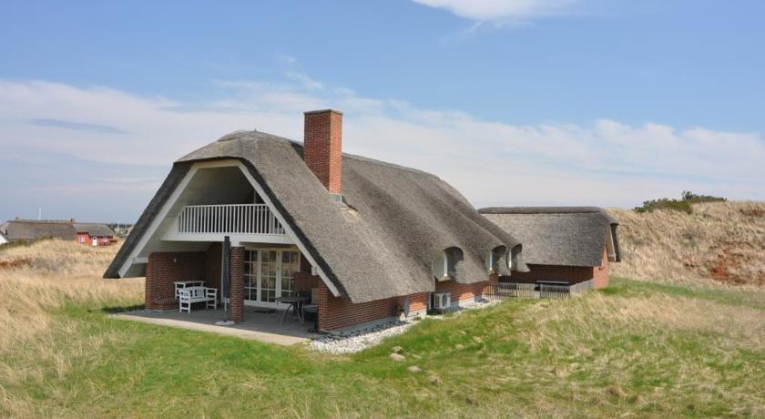 Апартаменты Holiday home Revlingvej 10 VedersO Klit