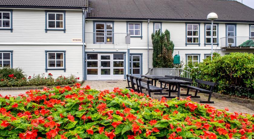 Хостел Solborg Folkehøgskole Hostel