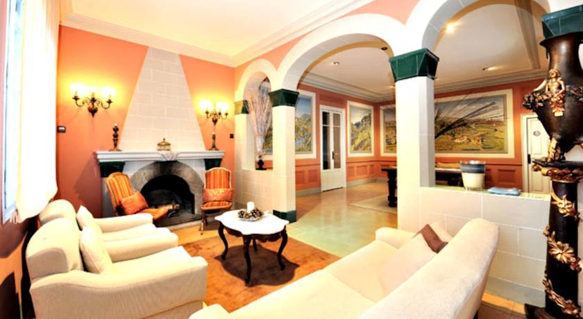 Отель Hotel Can Carol