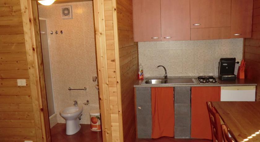 Отель Country house Cottage at the foot of Mount Etna