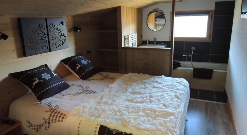 Отель Chalet Le Grand Bornand