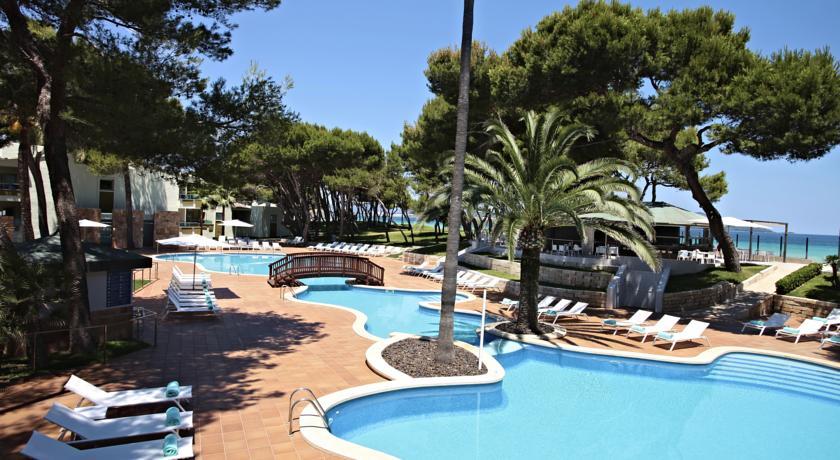 Отель Iberostar Playa de Muro Village