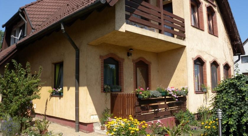 Апартаменты Apartment Balatonkeresztur 4