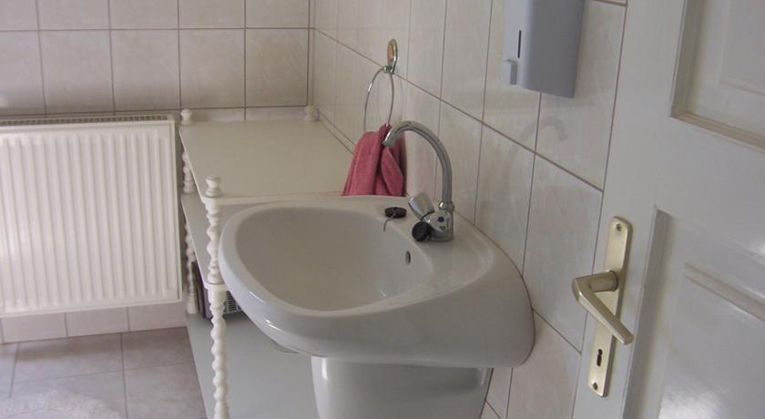 Апартаменты Apartment Gyenesdias 1