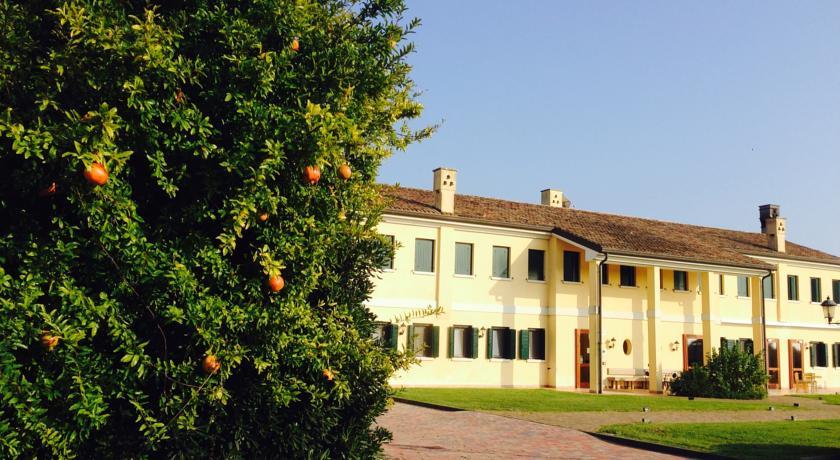 Отель Il Paradello Albergo