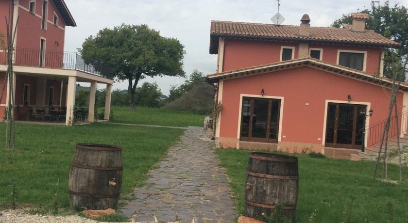 Отель Agriturismo La Vita è Bella