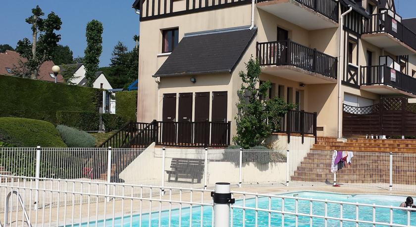 Апартаменты Apartment La Cour du Moulin