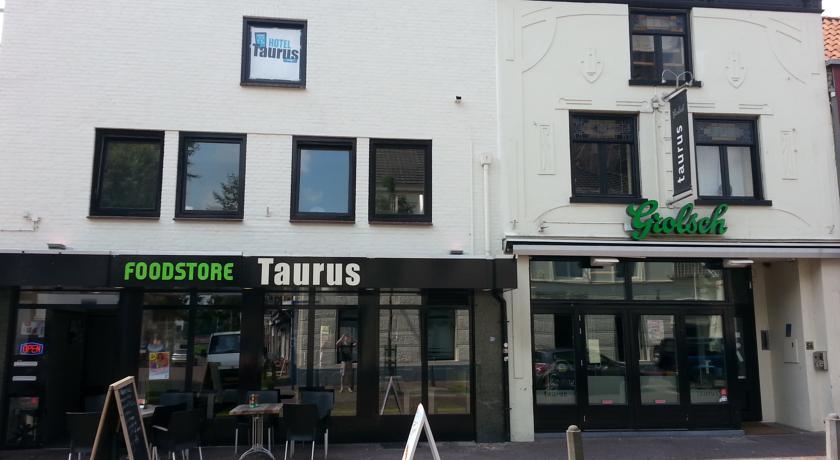 Отель Hotel Taurus