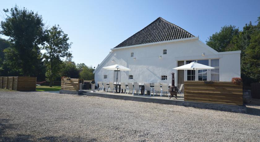 Вилла Herberg De Witte Boerderij