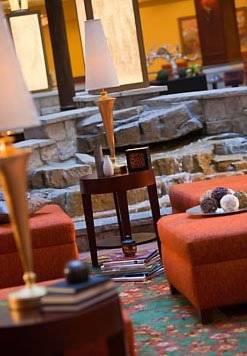 Отель Renaissance Charlotte Suites Hotel
