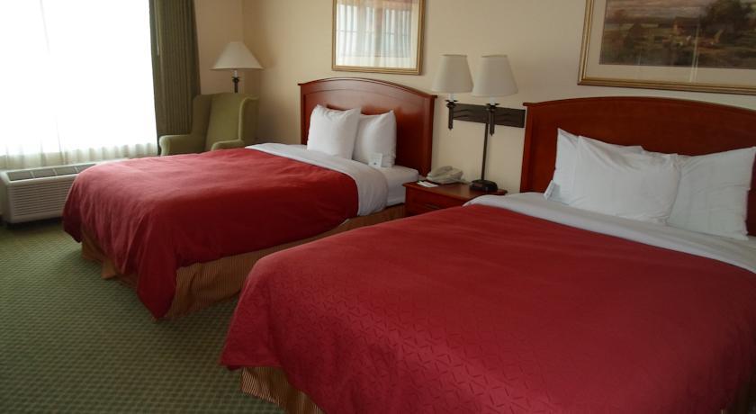 Отель Country Inn and Suites Madison West