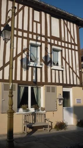 Апартаменты Meublé de tourisme Le Gilliard