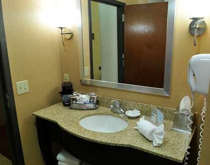 Отель Hampton Inn Elizabethtown