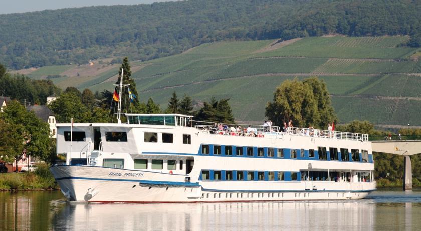 Fairtours Hotelschiff Rhine Princess Düsseldorf