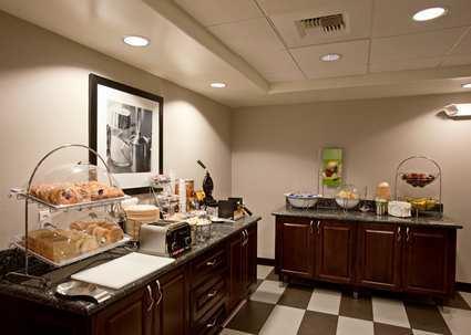 Отель Hampton Inn & Suites Temecula