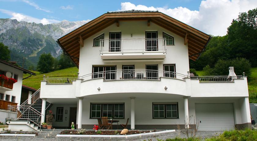 Апартаменты Apartment Flirsch 2