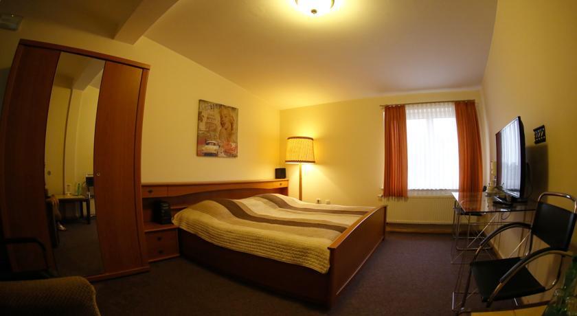 Отель Hotel Restauracja Witnica