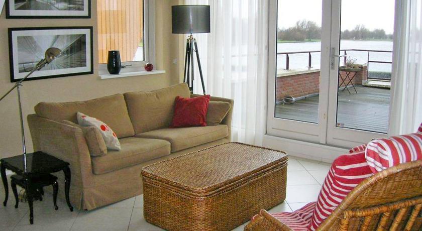 Апартаменты Apartment De Meerparel 4