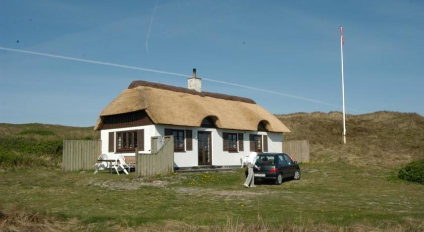 Апартаменты Holiday home Husby Klitvej 11