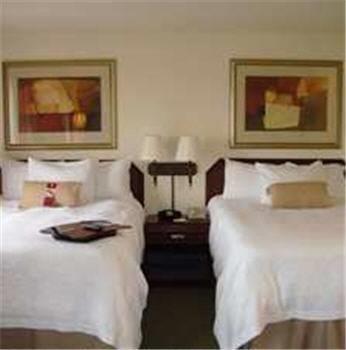 Отель Hampton Inn & Suites San Marcos
