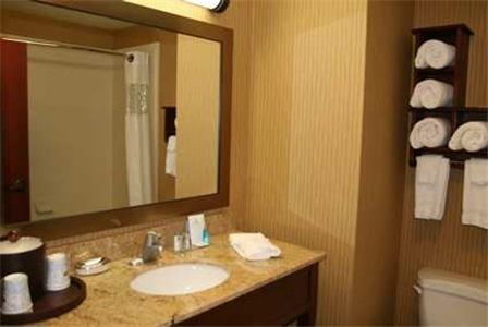Отель Hampton Inn & Suites Cleveland-Southeast-Streetsboro